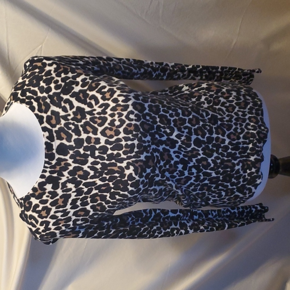 Leopard Print Crew Neck Sweater
